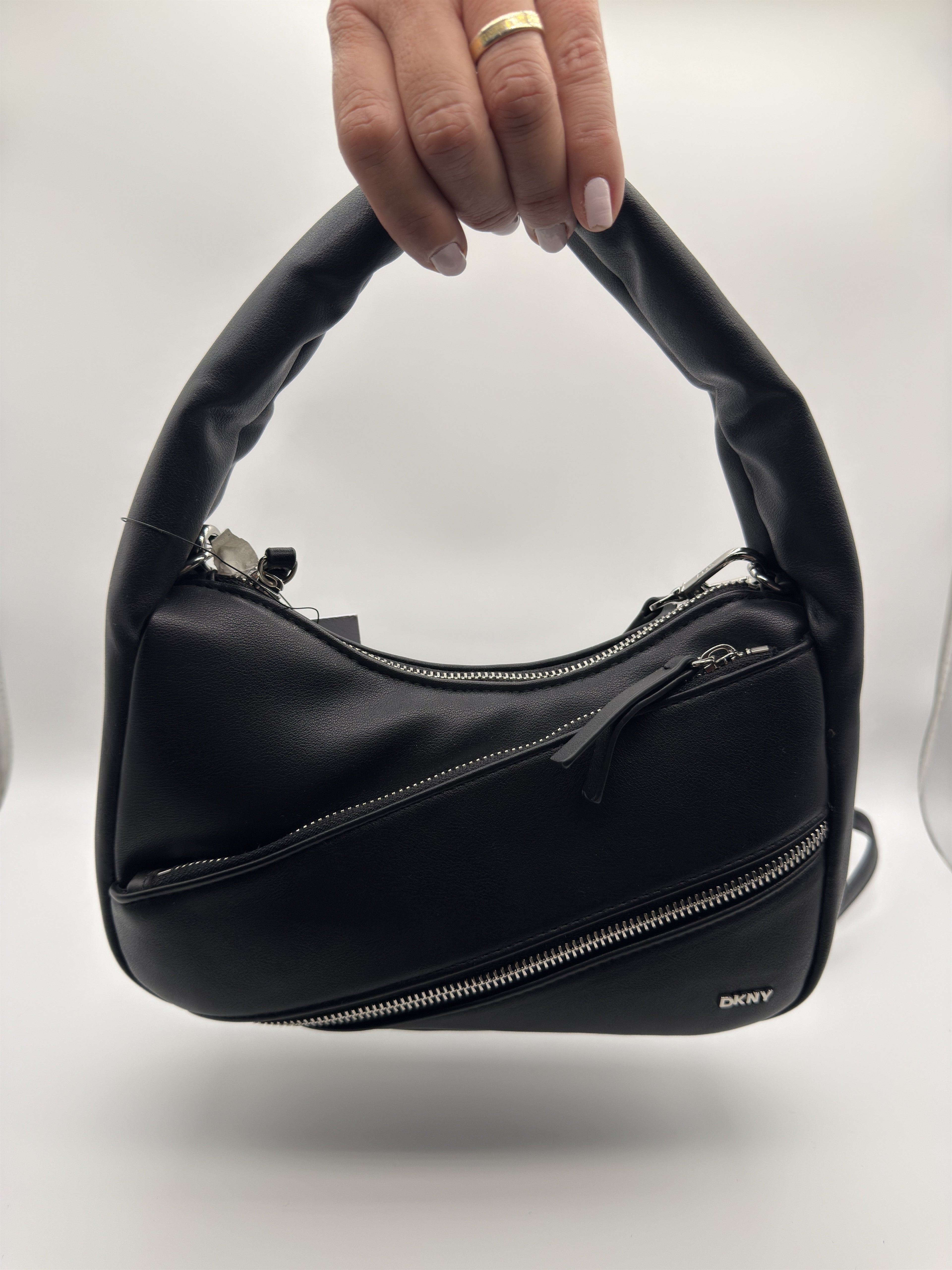 The Quiet Statement Hobo — SC-002